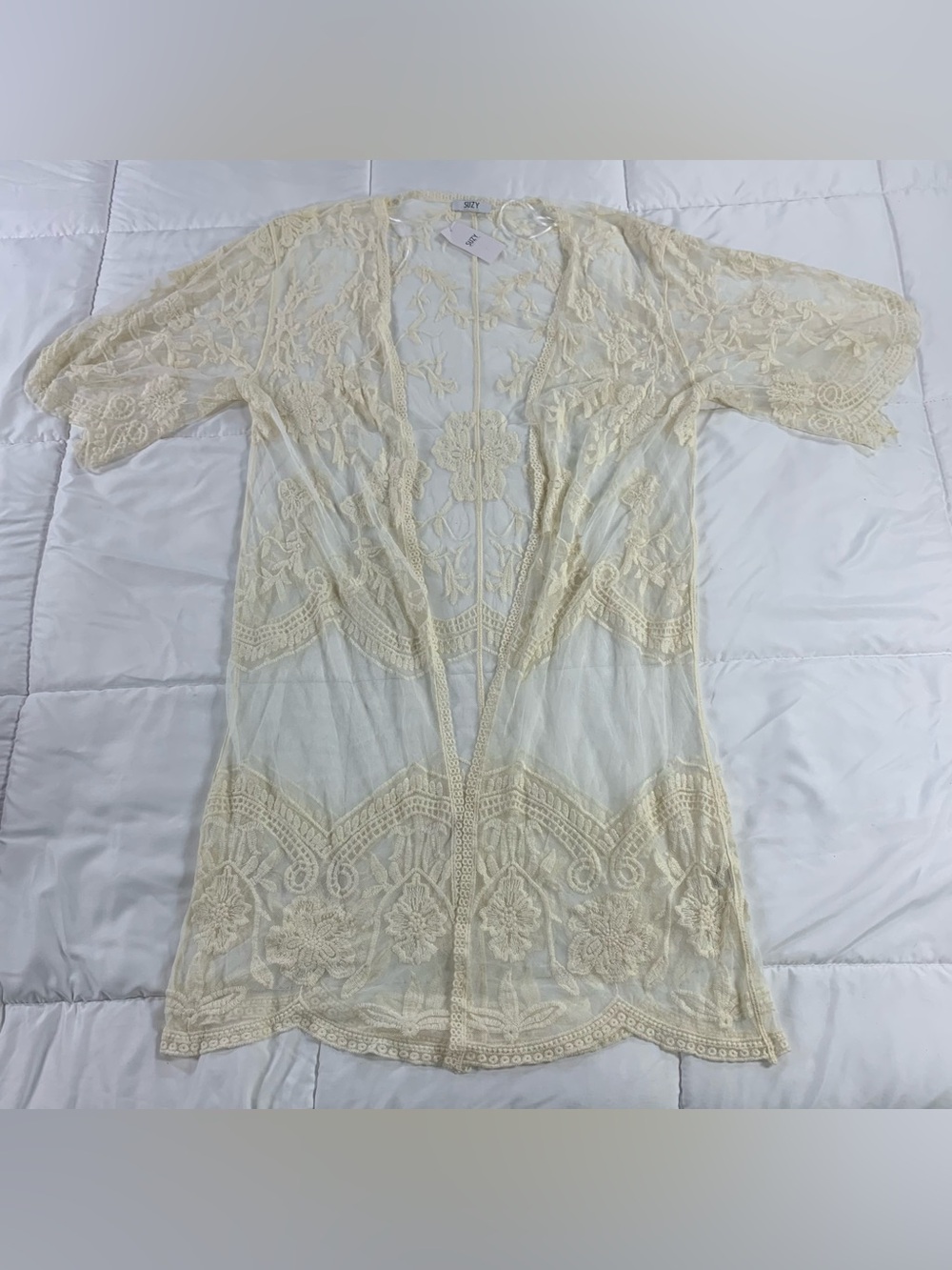 New with tags SUZY SHIER light cardigan womens size M
